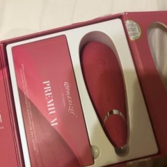 Бесконтактный клиторальный стимулятор WOMANIZER PREMIUM 2 бордовый